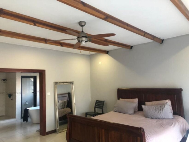 4-bedroom-house-for-sale-in-roma-big-6