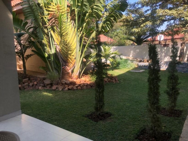 4-bedroom-house-for-sale-in-roma-big-8