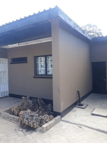 3-bedroom-house-for-sale-in-civic-centre-big-0