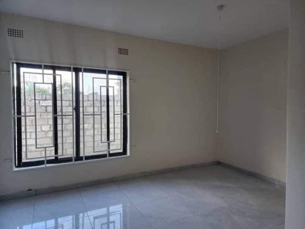 3-bedroom-flat-for-rent-in-waterfalls-big-6