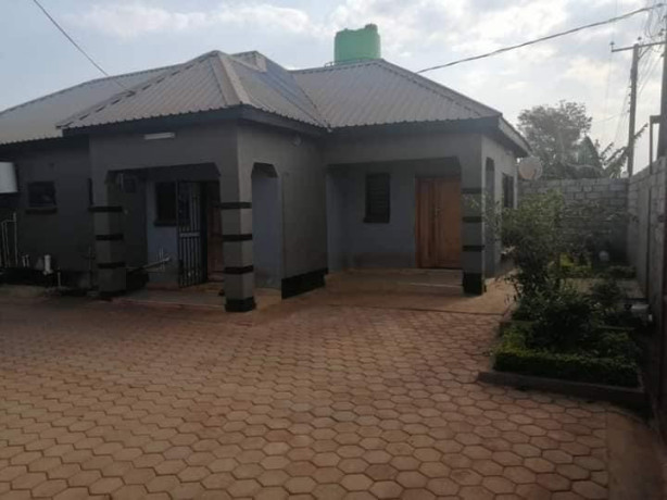 2-bedroom-house-for-sale-in-libala-south-big-3
