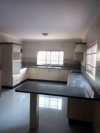 4-bedroom-houses-for-sale-in-woodlands-big-3