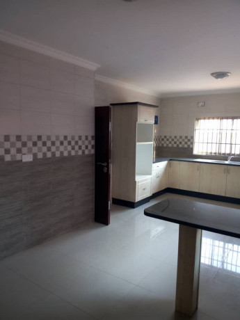 4-bedroom-houses-for-sale-in-woodlands-big-5