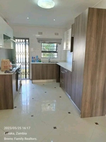 2-bedroom-flat-for-rent-in-chalala-big-5