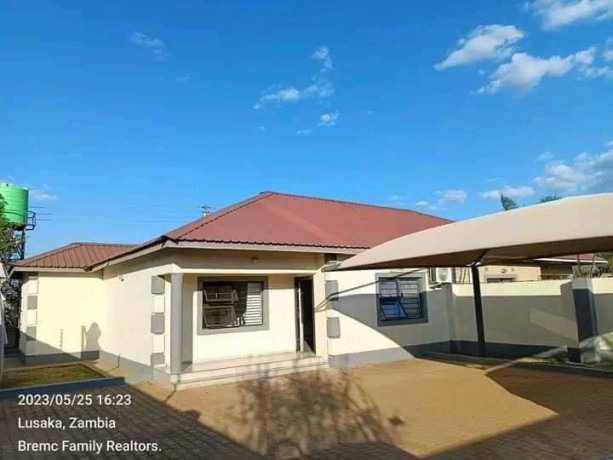 2-bedroom-flat-for-rent-in-chalala-big-9