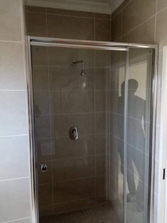 3-bedroom-flat-for-rent-in-chalala-big-8