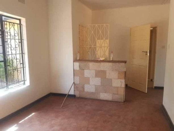 3-bedroom-house-for-rent-in-avondale-big-4