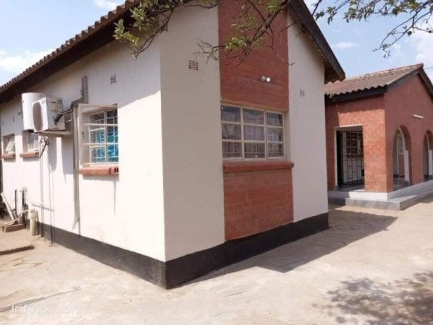 4-bedroom-house-for-sale-in-chilenje-big-1