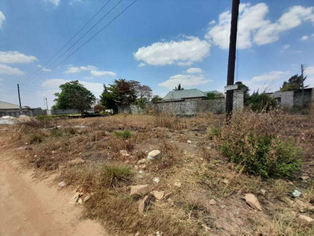 20m-by-30m-plot-for-sale-in-meanwood-big-2