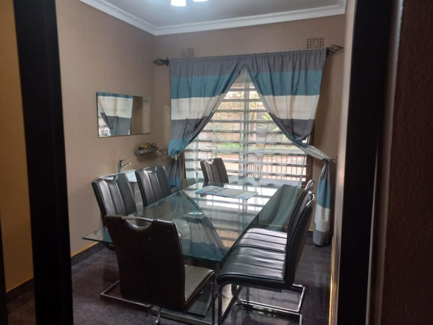 4-bedroom-house-for-sale-in-lilayi-big-7