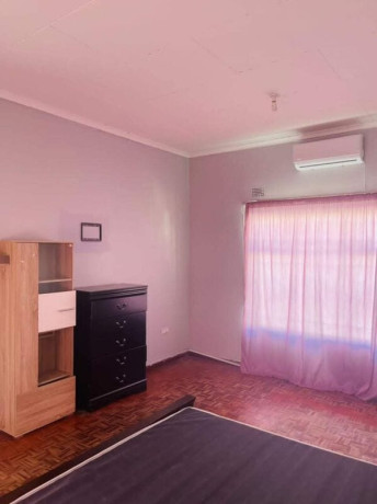 4-bedroom-house-for-sale-in-ibex-hill-big-9