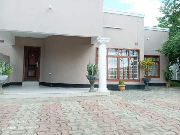 2-bedroom-flat-for-rent-in-chalala-big-0
