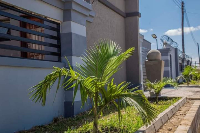 2-bedroom-flat-for-rent-in-meanwood-ndeke-sitatunga-big-6