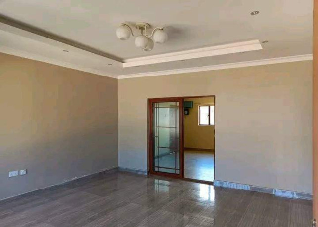 2-bedroom-flat-for-rent-in-ibex-meanwood-big-9