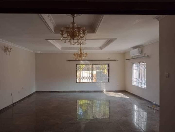 4-bedroom-house-for-rent-in-woodlands-big-2