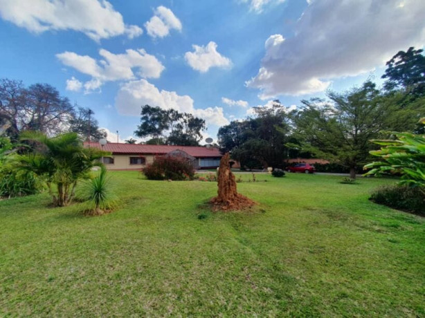 5-bedroom-house-for-sale-in-roma-big-2