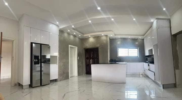 4-bedroom-house-for-sale-in-waterfalls-big-1