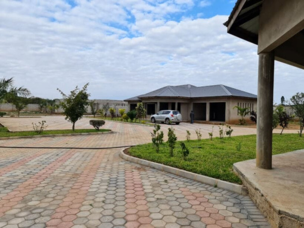 complex-of-9-free-standing-bungalows-in-makeni-big-8