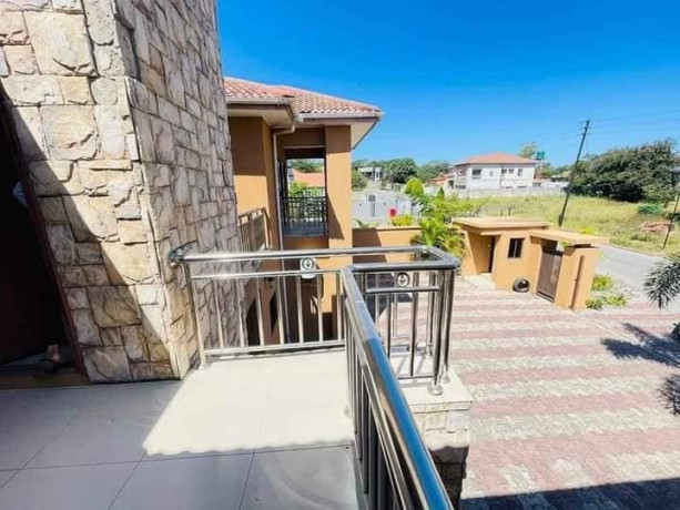 3-bedroom-flat-for-rent-in-roma-big-0