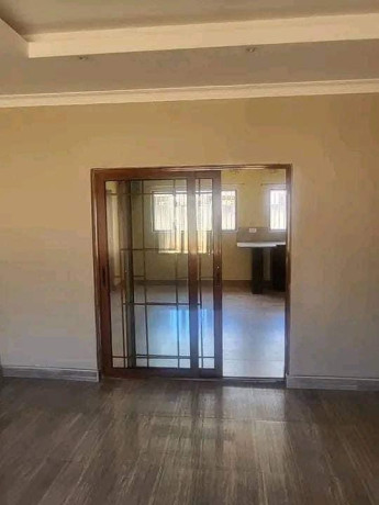 2-bedroom-flat-for-rent-in-ibex-meanwood-big-6