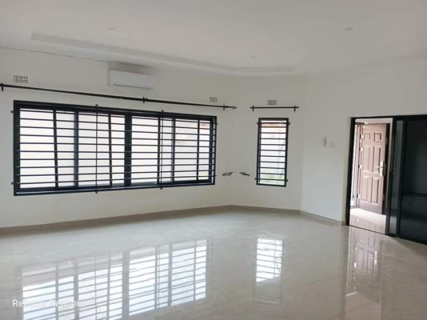 2-bedroom-flat-for-rent-in-lilayi-estate-big-5