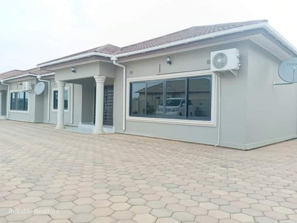 2-bedroom-flat-for-rent-in-lilayi-estate-big-2