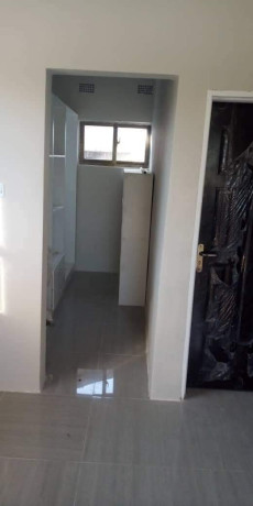 3-bedroom-flat-for-rent-in-vorna-valley-big-5