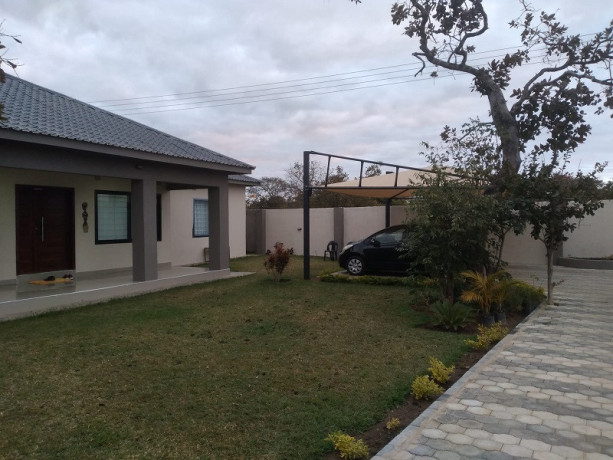 2-bedroom-flats-for-sale-in-ibex-meanwood-big-2