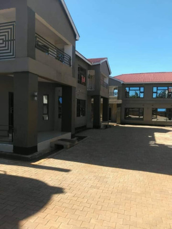 3-bedroom-flat-for-rent-in-solwezi-big-4