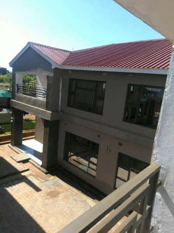 3-bedroom-flat-for-rent-in-solwezi-big-7