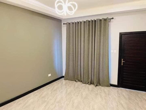 3-bedroom-house-for-rent-in-roma-park-big-2