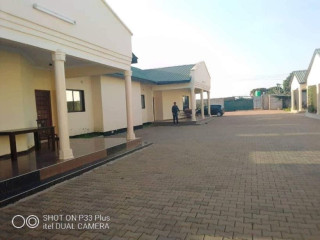 3-bedroom-flat-for-rent-in-makeni-bonaventure