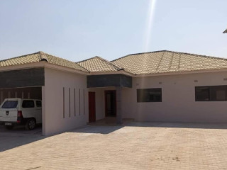 3-bedroom-house-for-sale-in-meanwood-kwamwena