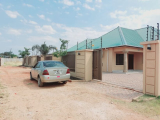 3-bedroom-standalone-apartment-for-sale-in-lilayi