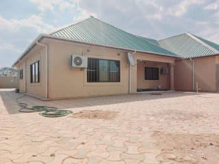 3-bedroom-house-for-sale-in-lilayi