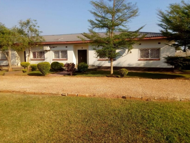 3-bedroom-flats-for-sale-in-ibex-hill-big-4