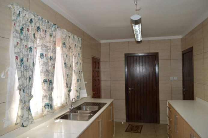 property-for-sale-in-lilayi-big-4