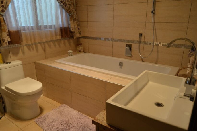 property-for-sale-in-lilayi-big-9