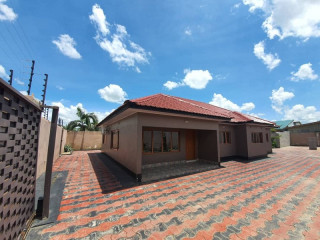 3-bedroom-house-for-sale-in-salama-park