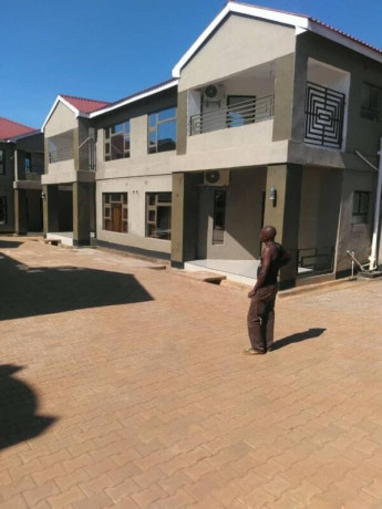 3-bedroom-flats-for-rent-in-solwezi-big-1
