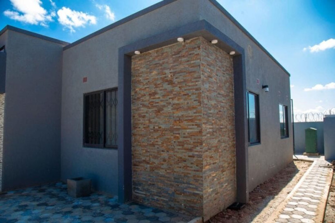 2-bedroom-flat-for-rent-in-meanwood-ndeke-big-6