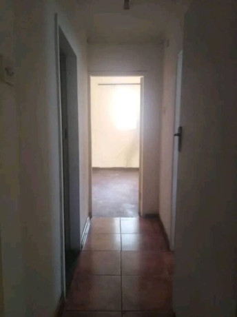 1-bedroom-flat-for-rent-in-longacres-big-4
