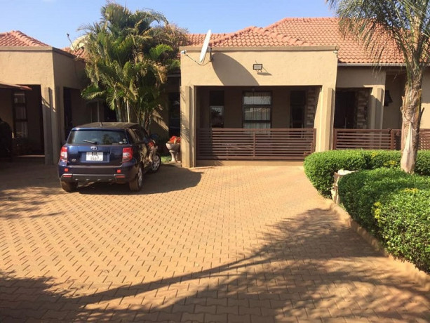 4-bedroom-house-for-sale-in-chalala-big-1