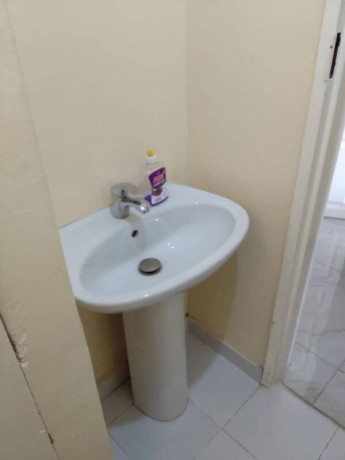 2-bedroom-flat-for-sale-in-longacres-big-2