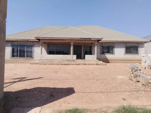 3-bedroom-house-for-sale-in-chudleigh-big-2