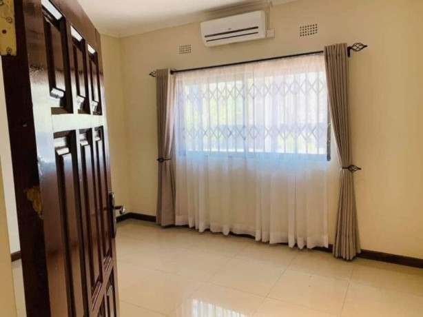 3-bedroom-flat-for-rent-in-roma-big-1