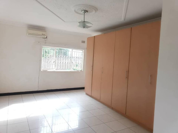 4-bedroom-house-for-rent-in-makeni-big-3