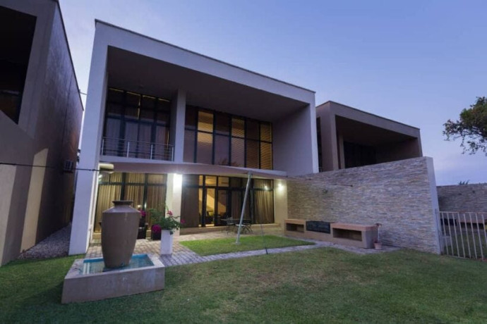 4-bedroom-apartments-for-sale-in-roma-big-7