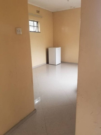 3-bedroom-flat-for-sale-in-civic-centre-big-2