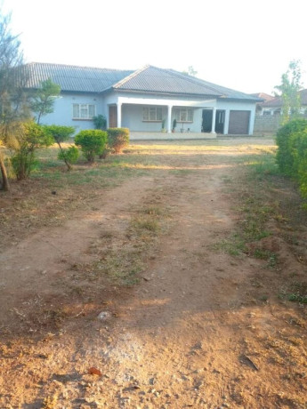 4-bedroom-house-for-sale-in-kabulonga-big-4